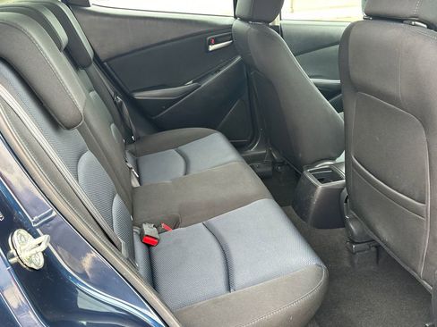 Used 2017 Toyota Yaris iA FWD image 10