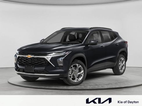 Used 2026 Chevrolet Trax ACTIV w/ Sunroof Package FWD image 1
