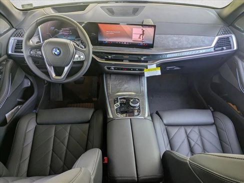Used 2026 BMW X5 xDrive50e w/ Executive Package image 16