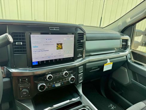 New 2026 Ford F350 Lariat AWD/4WD image 22