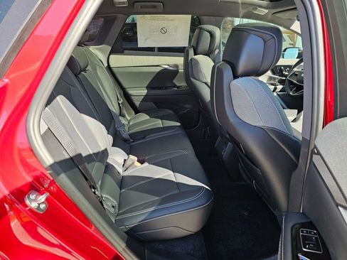 New 2026 Cadillac Optiq Sport 1 image 12