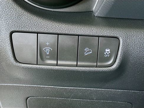 Used 2022 Hyundai Kona SEL image 16