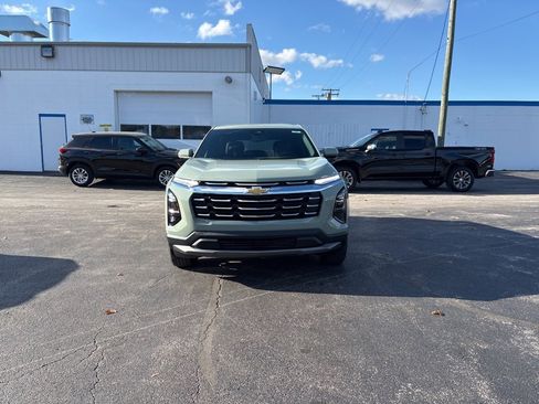 New 2026 Chevrolet Equinox LT w/ Convenience Package II image 2