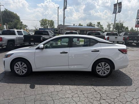 Used 2024 Nissan Sentra S FWD image 4