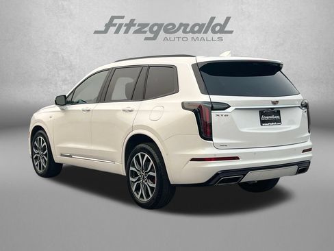 Certified 2024 Cadillac XT6 Sport w/ Technology Package AWD/4WD image 10