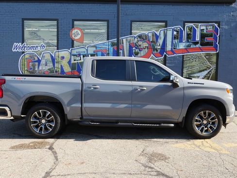 Used 2024 Chevrolet Silverado 1500 LT AWD/4WD image 24