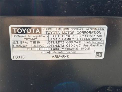 Certified 2025 Toyota RAV4 LE FWD image 17