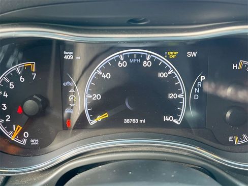 Used 2021 Jeep Grand Cherokee Trailhawk w/ Trailhawk Luxury Group image 14