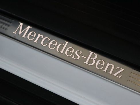 Used 2023 Mercedes-Benz GLS 450 4MATIC image 24