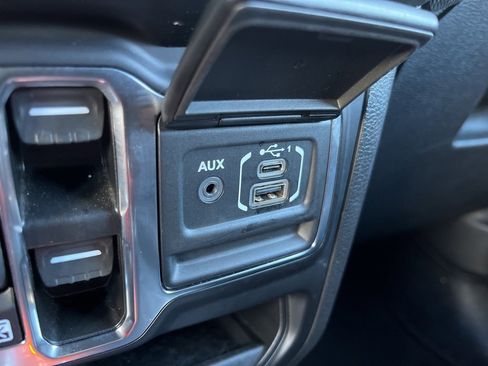 Used 2021 Jeep Wrangler Unlimited Rubicon 4xe w/ Steel Bumper Group image 40