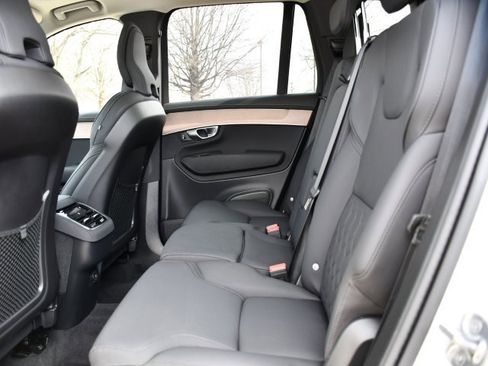 Certified 2025 Volvo XC90 B6 Plus image 16