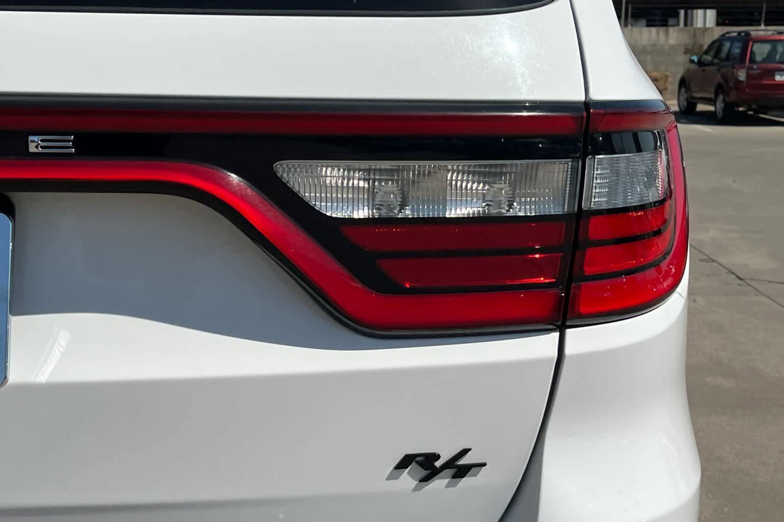 Used 2019 Dodge Durango R/T w/ Blacktop Package RWD image 12