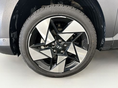 Used 2024 Hyundai Kona Limited AWD/4WD image 37