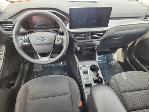 Used 2024 Ford Escape Active w/ Tech Pack #1 AWD/4WD image 10