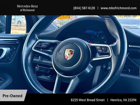 Used 2021 Porsche Macan image 20