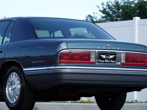 Used 1993 Buick Park Avenue Ultra FWD image 19