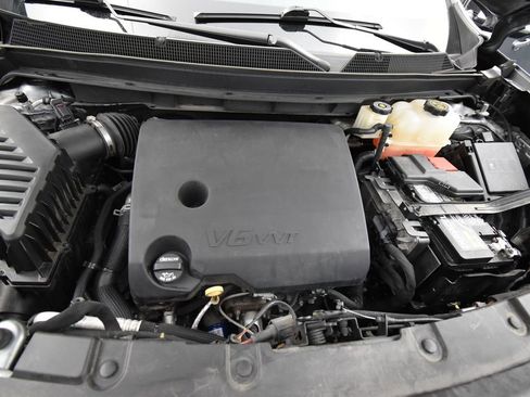 Used 2020 Chevrolet Traverse RS w/ LPO, Floor Liner Package image 16