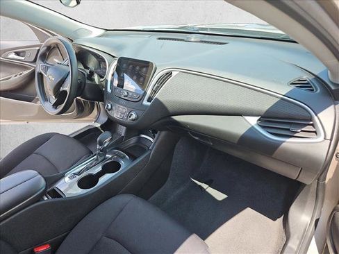 Used 2023 Chevrolet Malibu LT w/ Driver Confidence Package FWD image 19