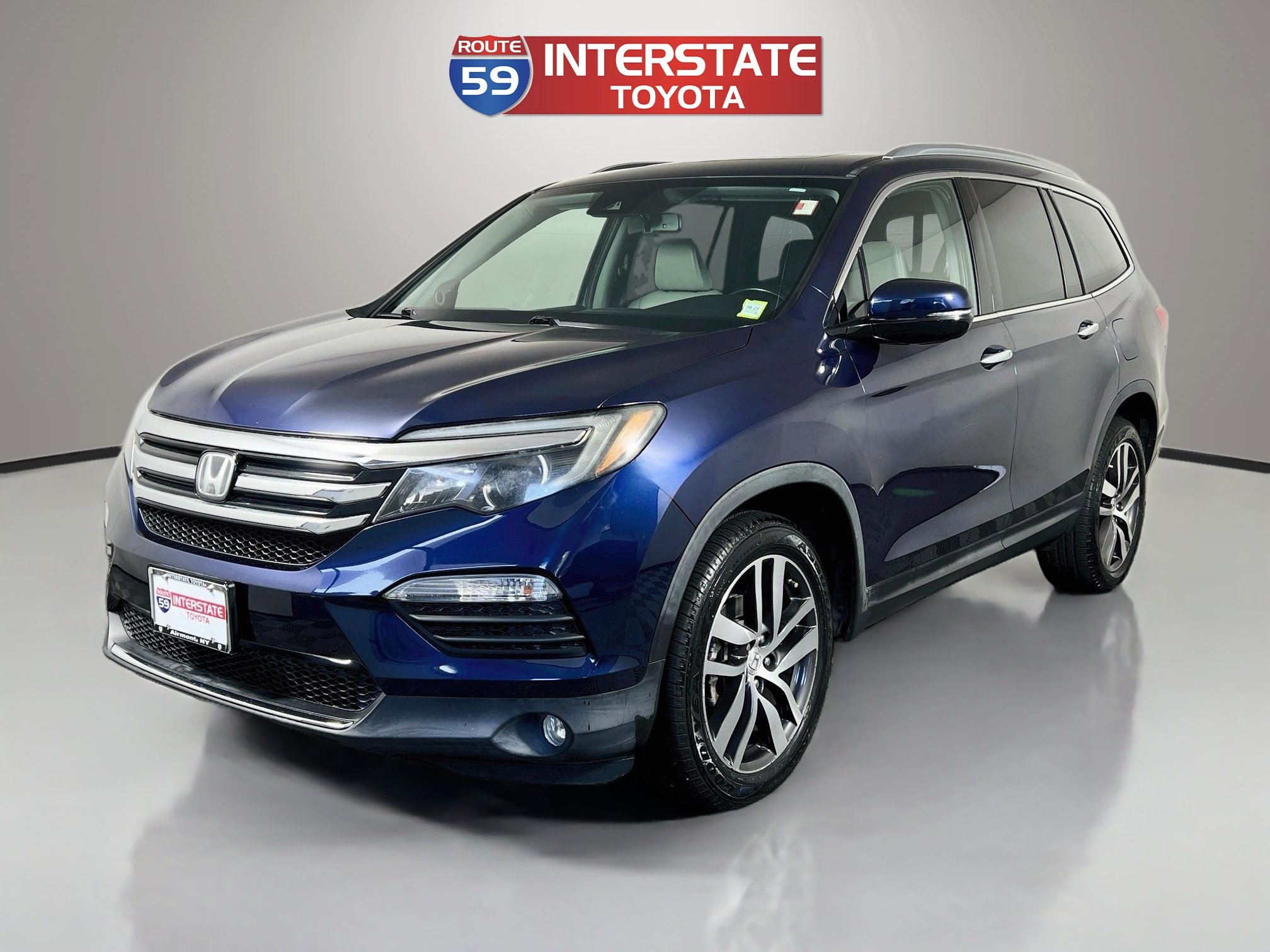 Used 2016 Honda Pilot Touring image 3