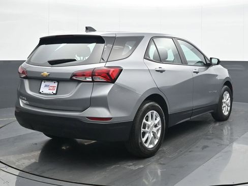 Used 2024 Chevrolet Equinox LS image 6