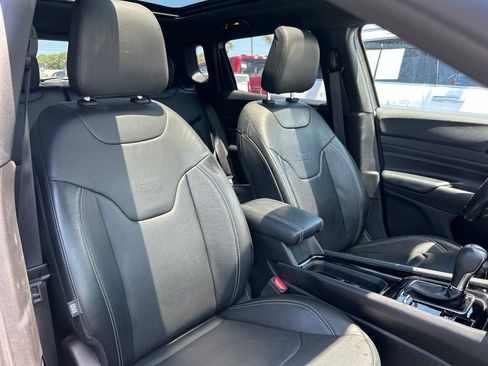 Used 2022 Jeep Compass High Altitude AWD/4WD image 43