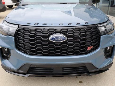 New 2026 Ford Explorer ST w/ Sun And Sound Package image 3