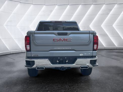 New 2026 GMC Sierra 1500 SLE image 5