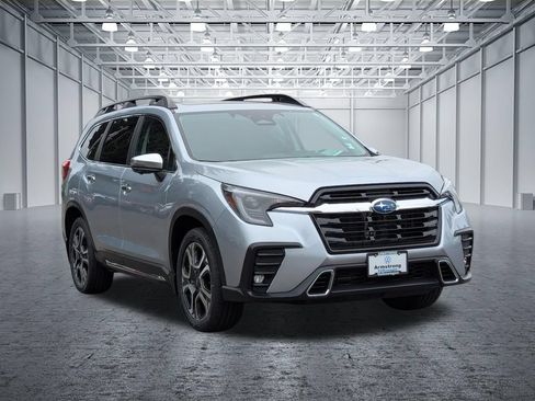 Used 2023 Subaru Ascent Touring AWD/4WD image 7