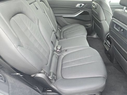 Used 2021 BMW X7 xDrive40i w/ Luxury Seating Package AWD/4WD image 21