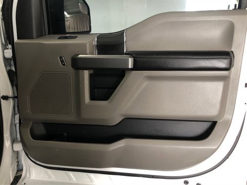 Used 2018 Ford F150 XLT image 17