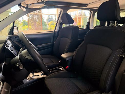 Used 2018 Subaru Forester 2.5i Premium AWD/4WD image 15