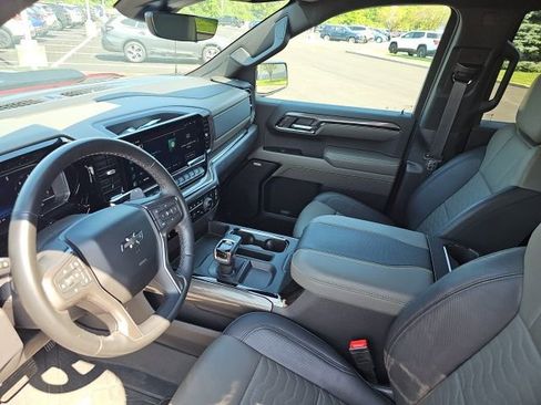 Used 2023 Chevrolet Silverado 1500 ZR2 w/ Technology Package image 21