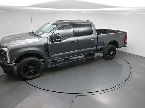 New 2026 Ford F250 Lariat w/ Black Appearance Package image 42