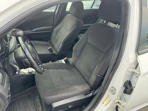 Used 2019 Dodge Charger Police w/ Street Appearance Group image 7