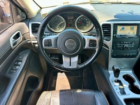 Used 2011 Jeep Grand Cherokee 70th Anniversary AWD/4WD image 17