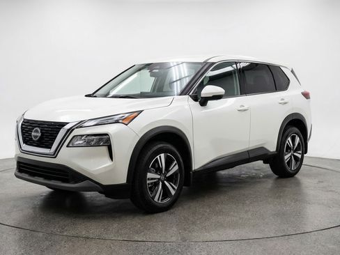 Used 2023 Nissan Rogue SL w/ SL Premium Package AWD/4WD image 3