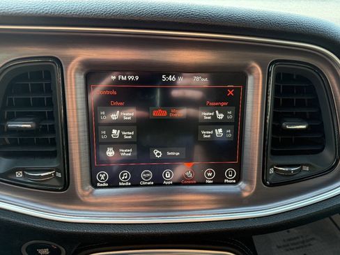 Used 2017 Dodge Challenger R/T Scat Pack RWD image 16