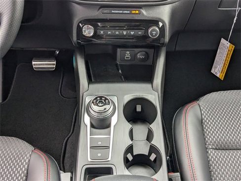 Used 2024 Ford Escape ST-Line Elite image 19