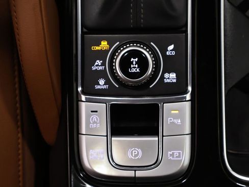 Used 2024 Kia Telluride SX X-Line image 43