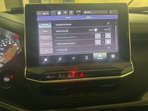 New 2026 Jeep Compass Latitude AWD/4WD image 39