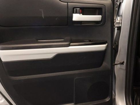 Used 2014 Toyota Tundra SR5 AWD/4WD image 26