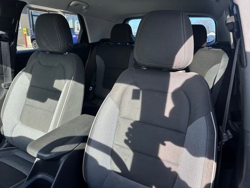 Used 2022 Chevrolet TrailBlazer LT w/ Convenience Package image 23