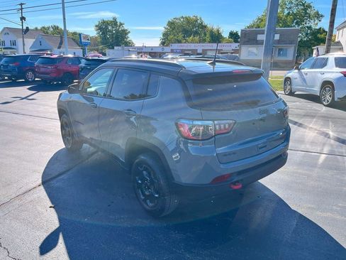 Used 2023 Jeep Compass Trailhawk w/ Trailhawk Convenience Group image 12