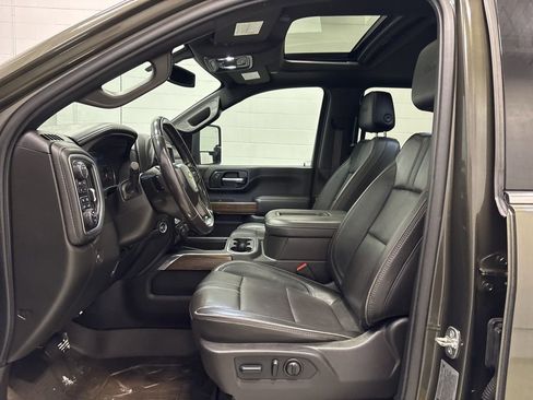 Used 2022 Chevrolet Silverado 3500 High Country w/ Z71 Off-Road Package image 10