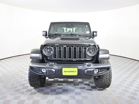 Used 2026 Jeep Gladiator Sport AWD/4WD image 11