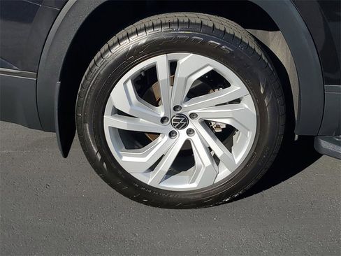 Used 2022 Volkswagen Atlas SE image 7