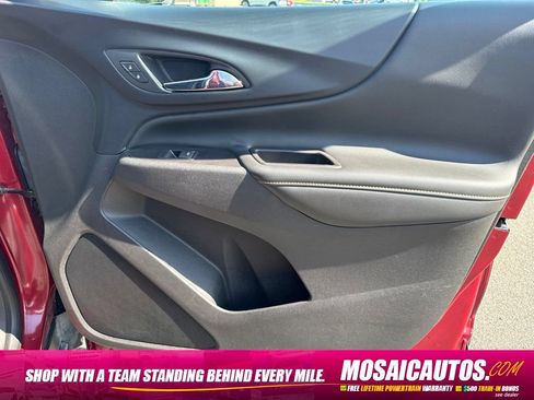 Used 2018 Chevrolet Equinox Premier AWD/4WD image 9