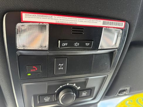 Used 2023 Toyota Tacoma TRD Off-Road image 31