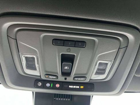 Used 2024 Chevrolet Silverado 1500 LT Trail Boss w/ Convenience Package II AWD/4WD image 34