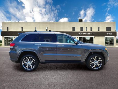 Used 2020 Jeep Grand Cherokee Overland AWD/4WD image 2